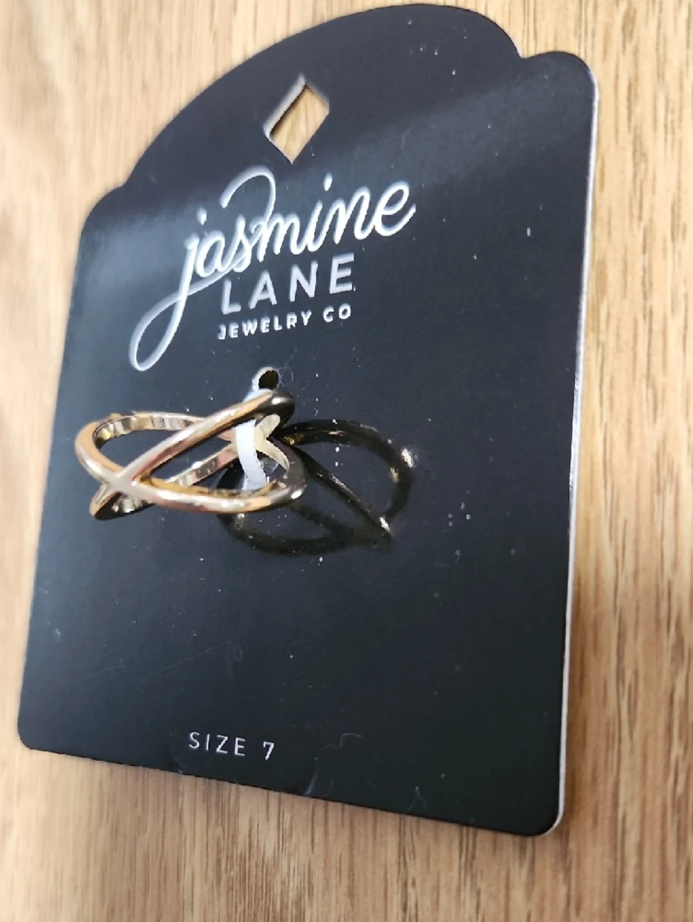 Jasmine Lane 'X' Crossed Ring Goldtone Ring Size 7